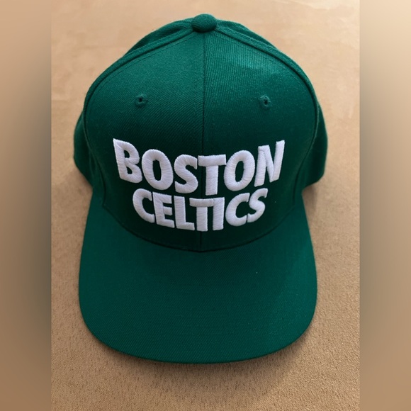 Boston Celtics SnapBack - Picture 3 of 4